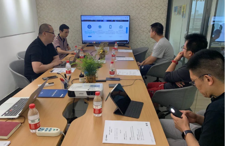 匯量科技(01860.HK)創(chuàng)始人段威蒞臨悅享數(shù)字(圖2)