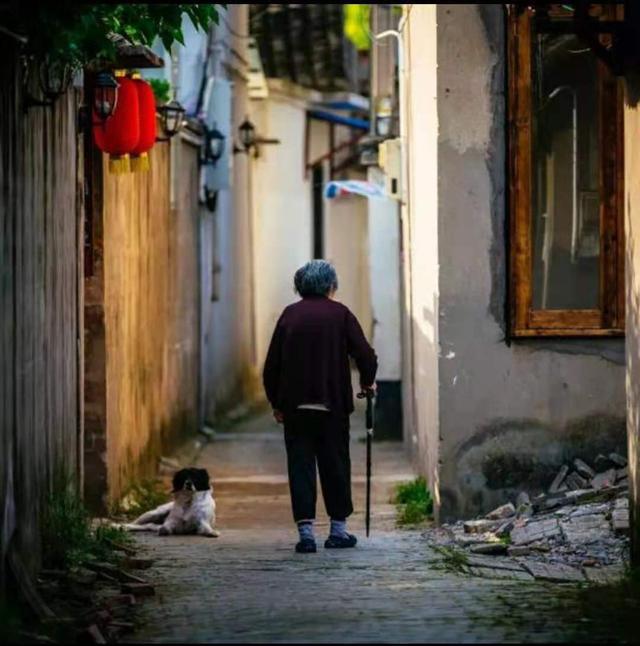 養(yǎng)老，是一場(chǎng)關(guān)乎經(jīng)濟(jì)實(shí)力和人性的博弈(圖1)